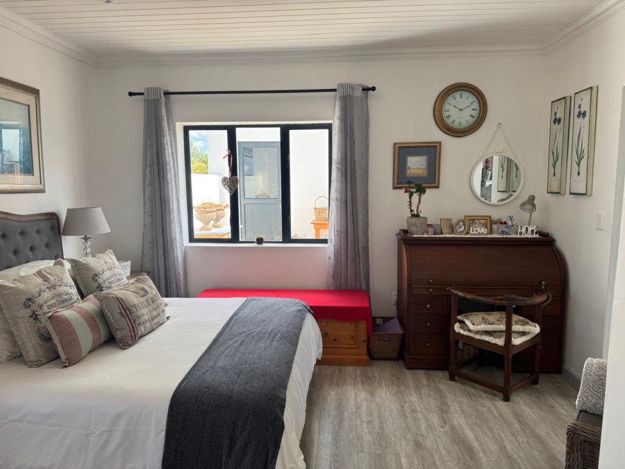 2 Bedroom Property for Sale in Stilbaai Oos Western Cape